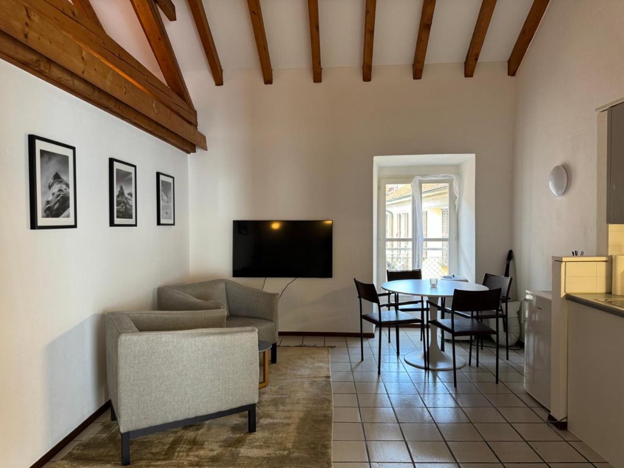 Apartment In The Old City, Piazza Grande *